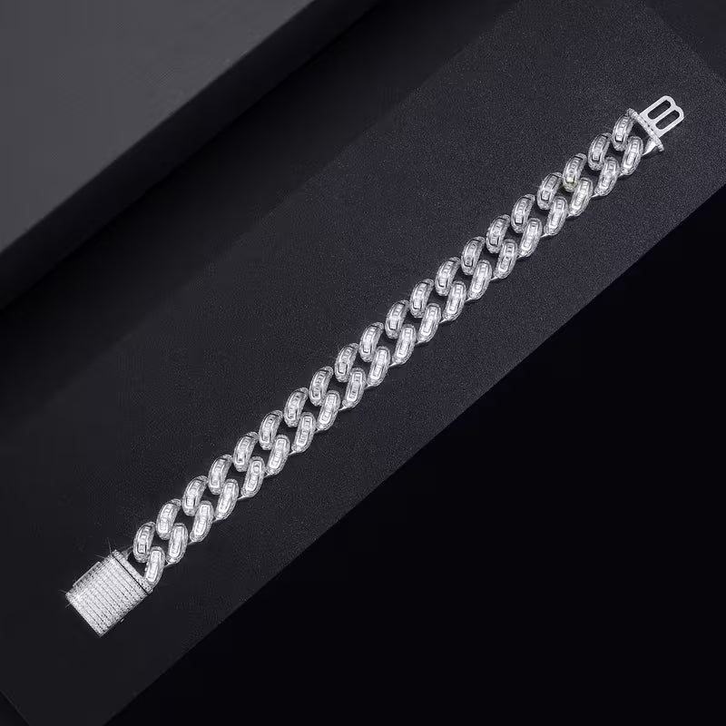 ASHGAN ÉCLAT – Moissanite Cuban Link Bracelet
