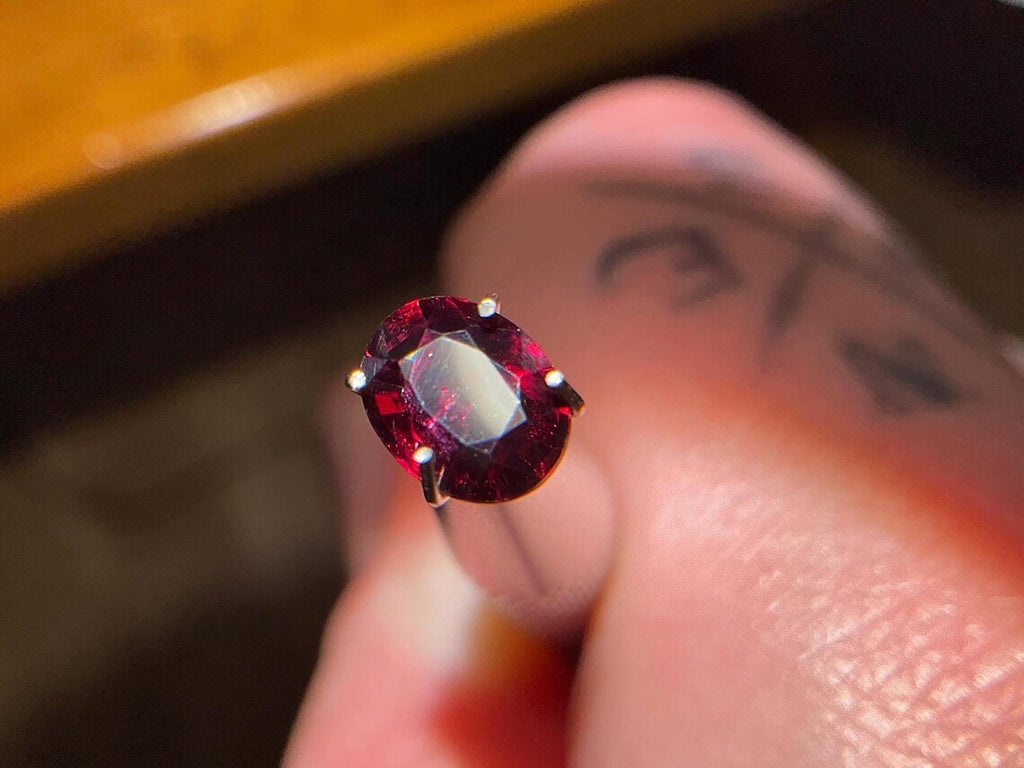 Natural Songea Ruby – 1.21 CT Oval | Pigeon Blood Red, Heated