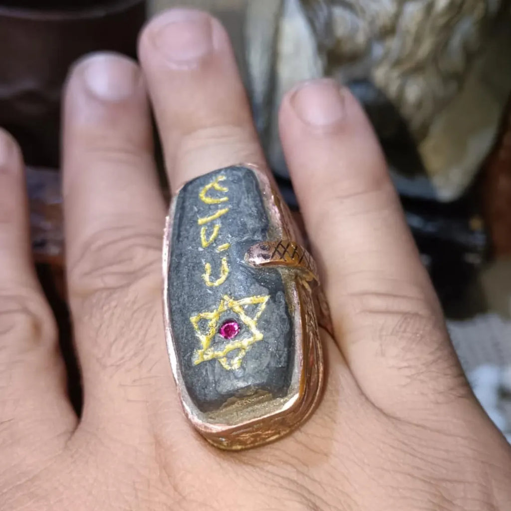 Soleimani Solomon Ring – Rare Handcrafted Spiritual Silver Talisman