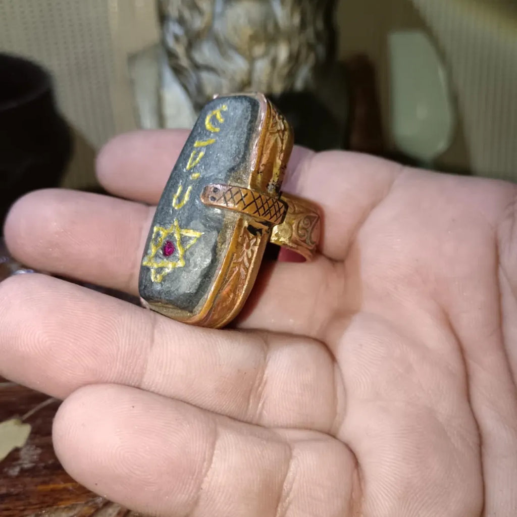 Soleimani Solomon Ring – Rare Handcrafted Spiritual Silver Talisman