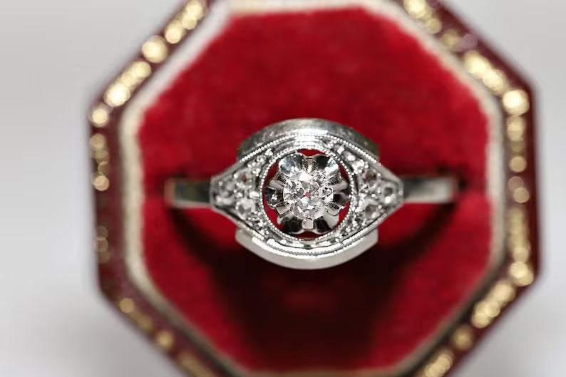 Antique Art Deco 18K Gold Diamond Ring – Circa 1930s