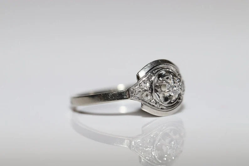 Antique Art Deco 18K Gold Diamond Ring – Circa 1930s