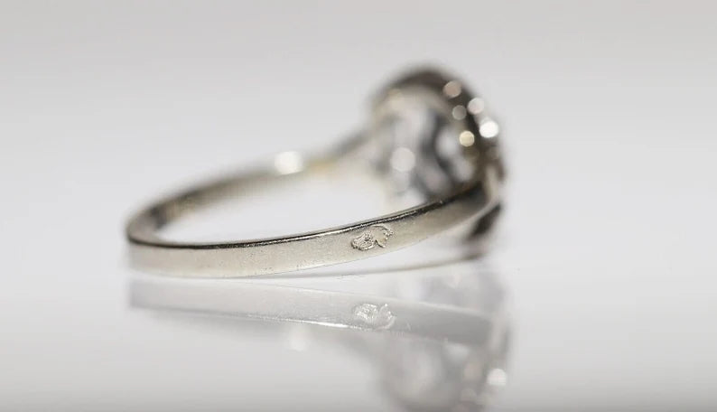 Antique Art Deco 18K Gold Diamond Ring – Circa 1930s