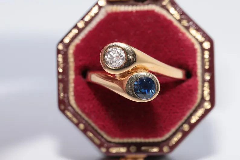 Vintage 18K Yellow Gold Diamond & Sapphire Ring – Circa 1990s | Mid-Century Style